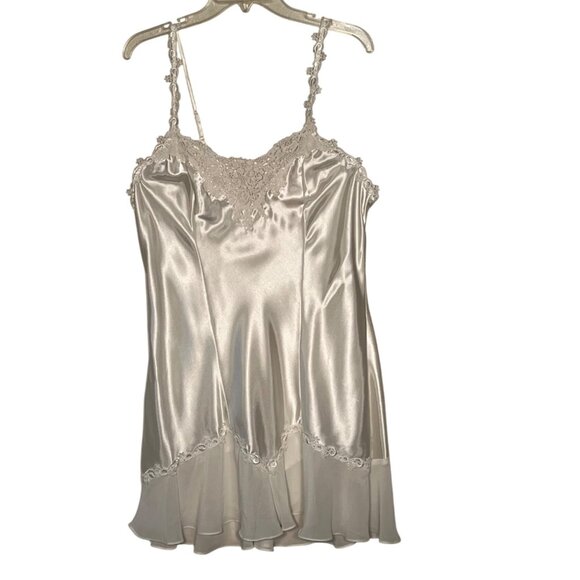 VTG L GLAMOROUS BLOSSOM INTIMATES White Satin Lace Chemise Nightgown Feminine - Picture 1 of 16